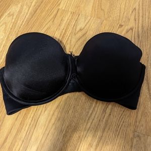 Black Strapless Bra